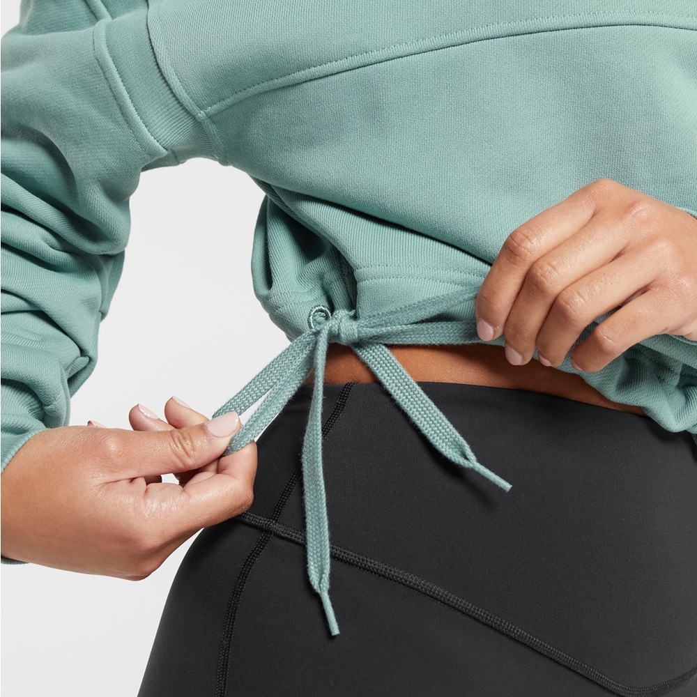 gymshark heavyweight loopback sweat pullover - Picture 3 of 7